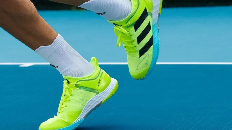 Tennis Shoes to Play Tennis