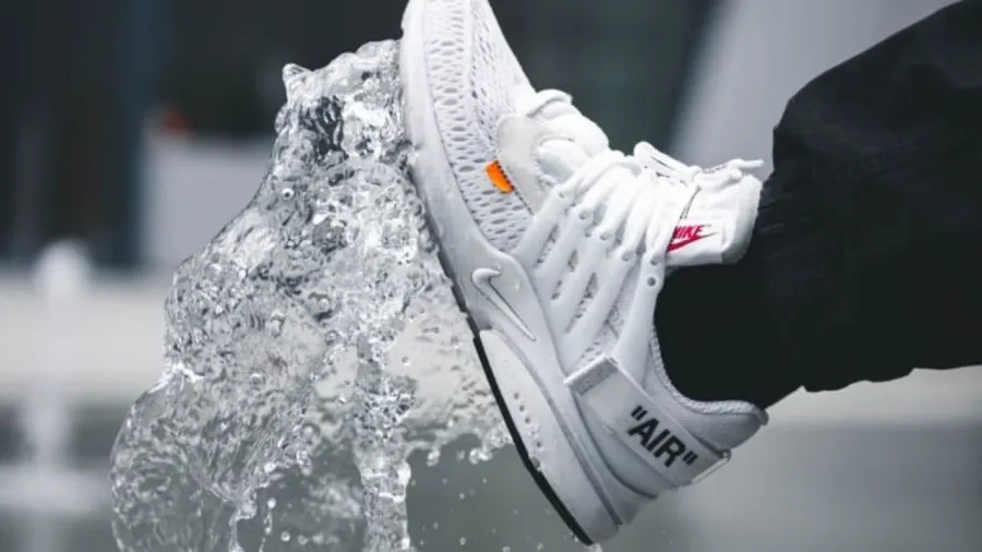 How to Waterproof Tennis shoes