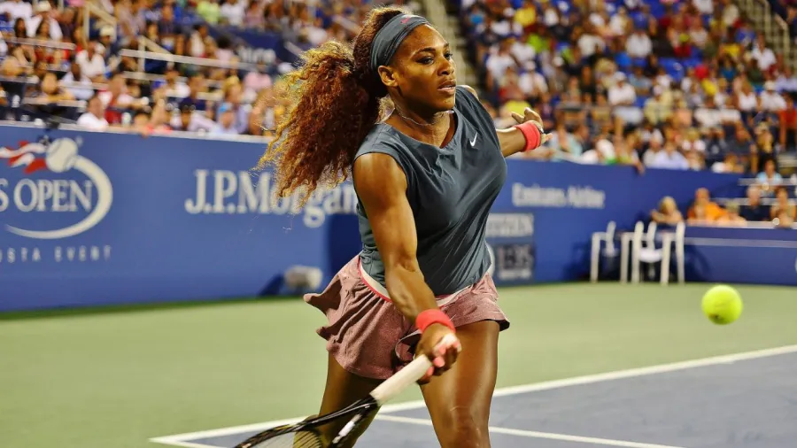 What speed does Serena Williams Serve at