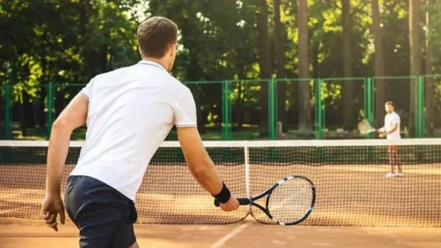 How to Hit a Tennis Smash on the Bounce